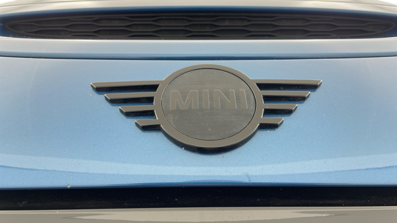 MINI Hatchback 2.0 Cooper S Exclusive Premium Plus 5dr Auto Petrol Hatchback